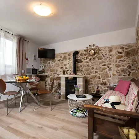 μylos *
